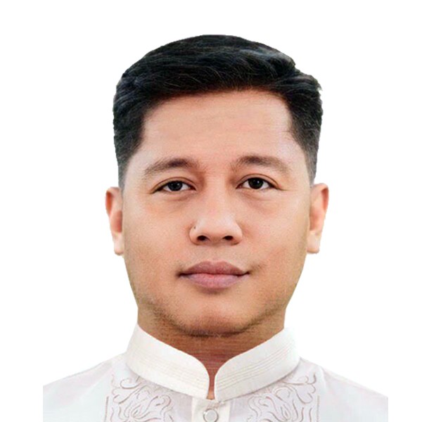 Kuya Raymond portrait